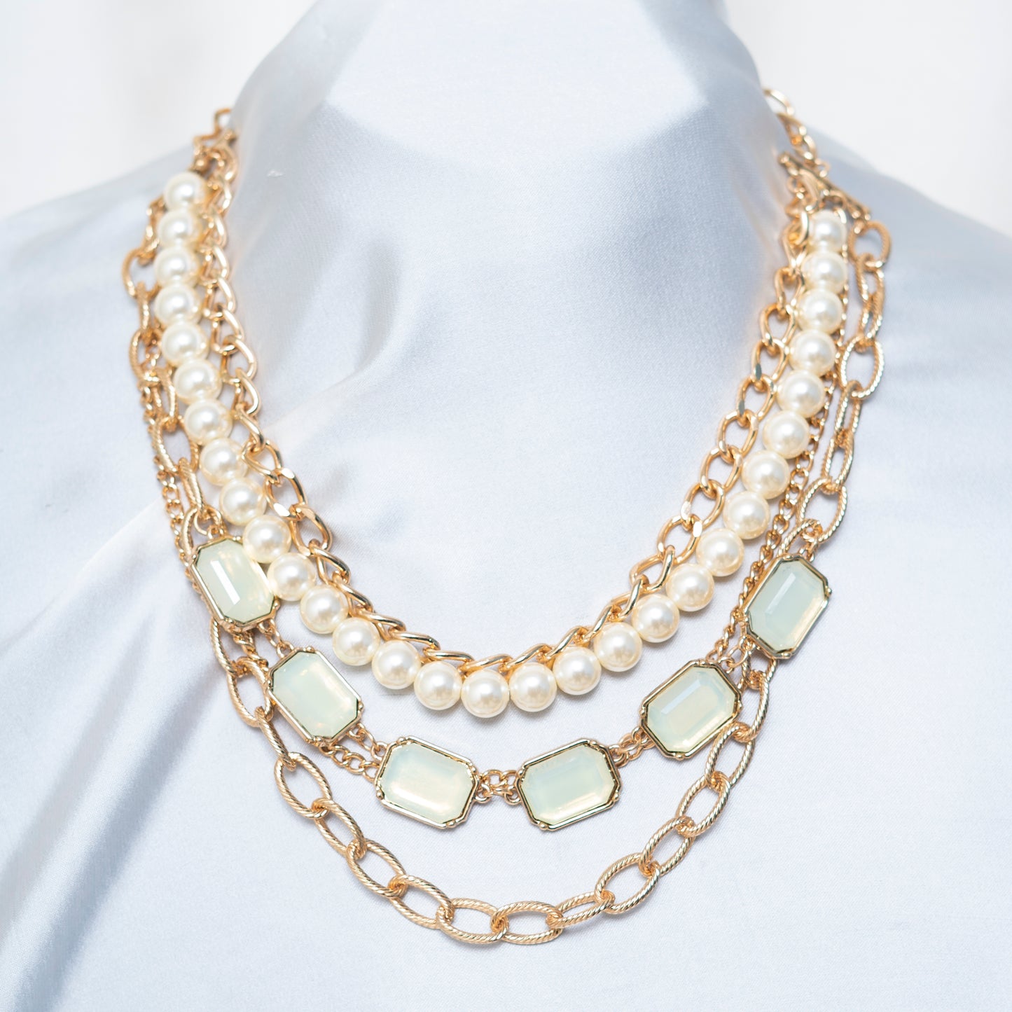 Pearls Necklace