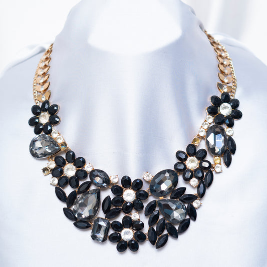 Black Crystals Necklace