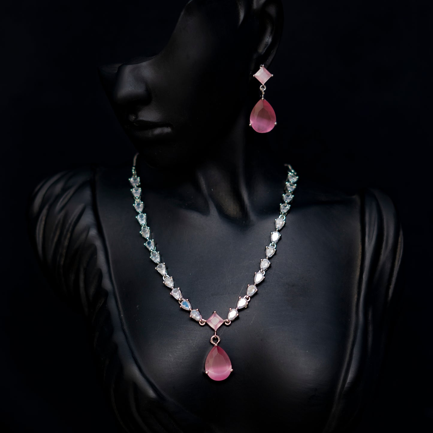 Pink Amercan Diamond Necklace Set (1 Karat)