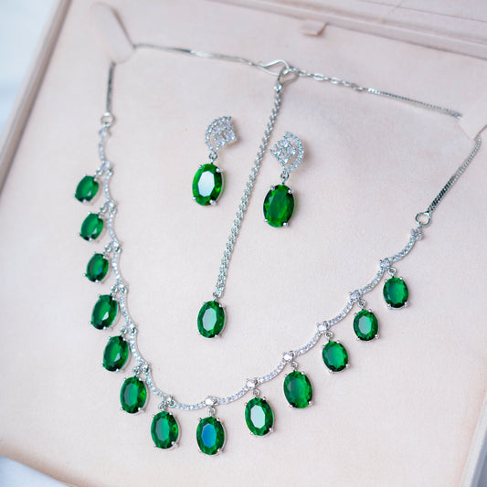 Green Necklace Set (1 Karat)