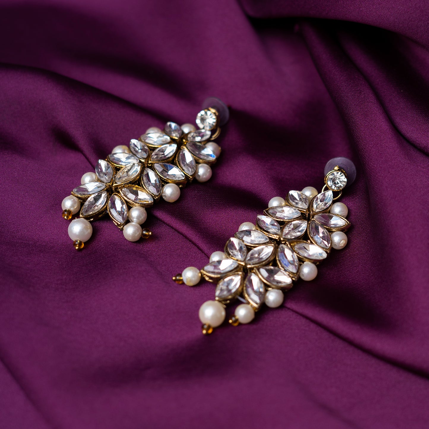Pearls N Pearls Kundan Necklace Set (Necklace+Maatha Patti+Earrings)